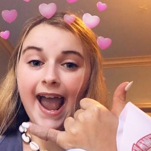 Meet your Posher, Angelique